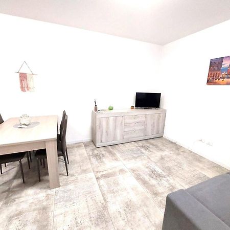 Sweet Mira Apartment Екстериор снимка
